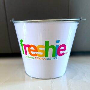 Freshie White Party Ice Bucket NEW
